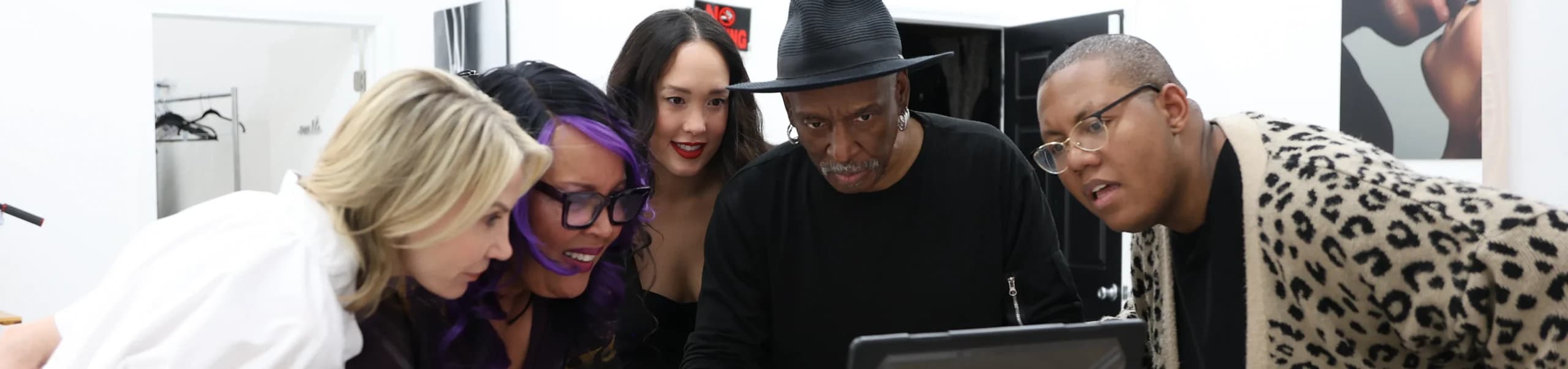 Contact the Las Vegas Fashion Council